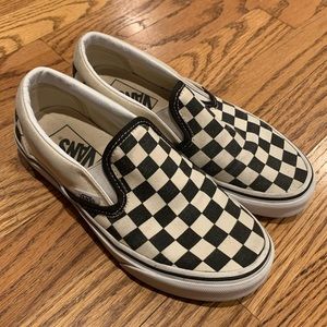 Used VANS Checker board slip on size 3.5/5W